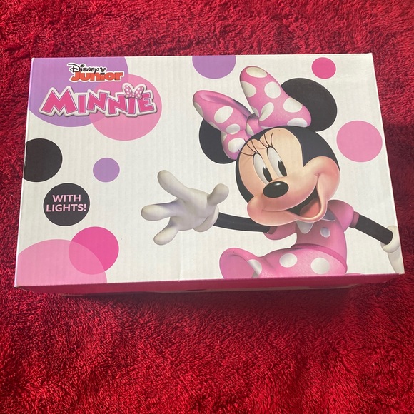 Minnie Mouse Light up sneaker - Picture 3 of 4